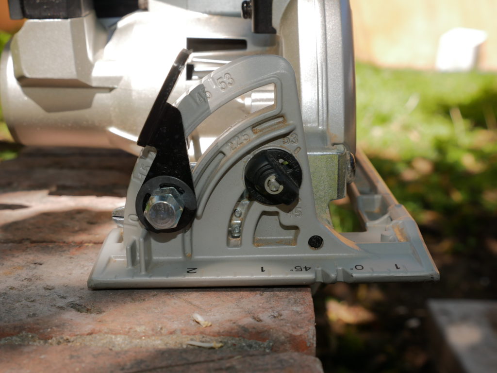 Makita Rear Handle Saw Review bevel gauge