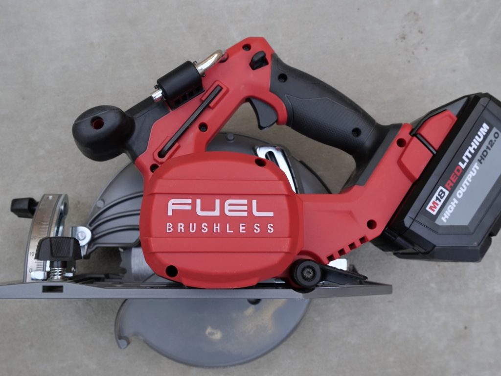 Milwaukee M18 Fuel 7-1/4 Circular Saw 2732-21HD REVIEW motor side