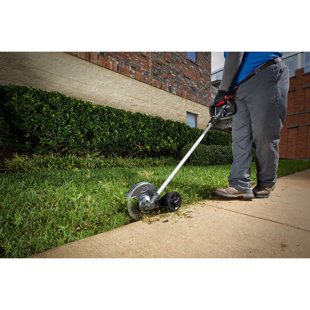 milwaukee articulating hedge trimmer