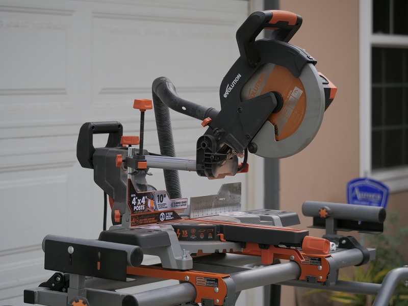 metal miter saw