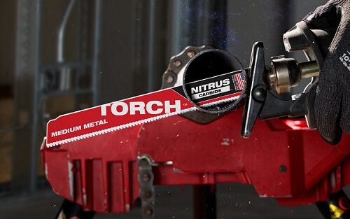 Milwaukee TORCH with NITRUS Carbide Blade for Medium Metals