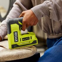 Ryobi USB Lithium 4 in 1 Stapler / Nailer Kit 