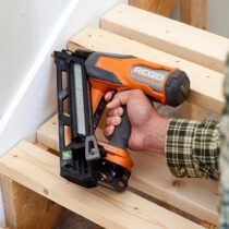 Ridgid 18V Brushless 15 Gauge Angled Finish Nailer R09899K