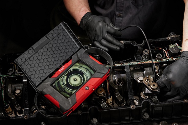 Milwaukee M12 Auto Shop Borescope with Wifi File Sharing 3151-21