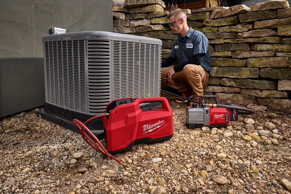 Milwaukee M18 Brushless Refrigerant Recovery Machine 2938-21