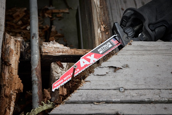 Milwaukee AX with NITRUS Carbide Sawzall Blade for Wood with Nails & Screws