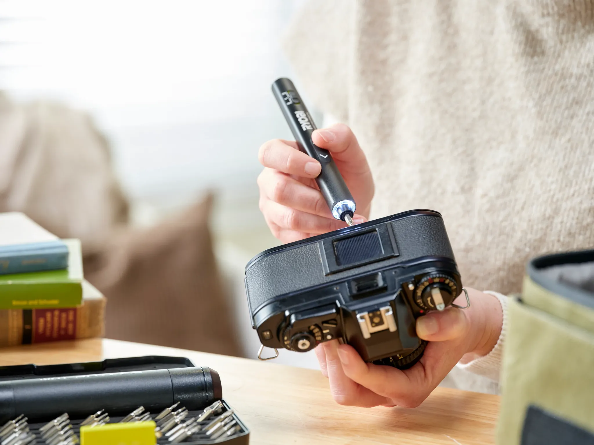 RYOBI MICROTECH ELECTRIC PRECISION SCREWDRIVER