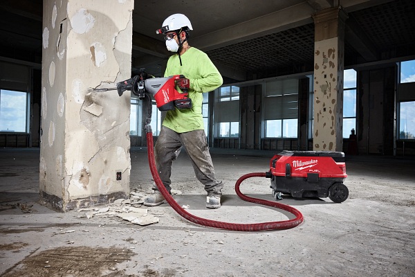 Milwaukee M18 FUEL 18 LB SDS MAX Demolition Hammer 3018-22HD